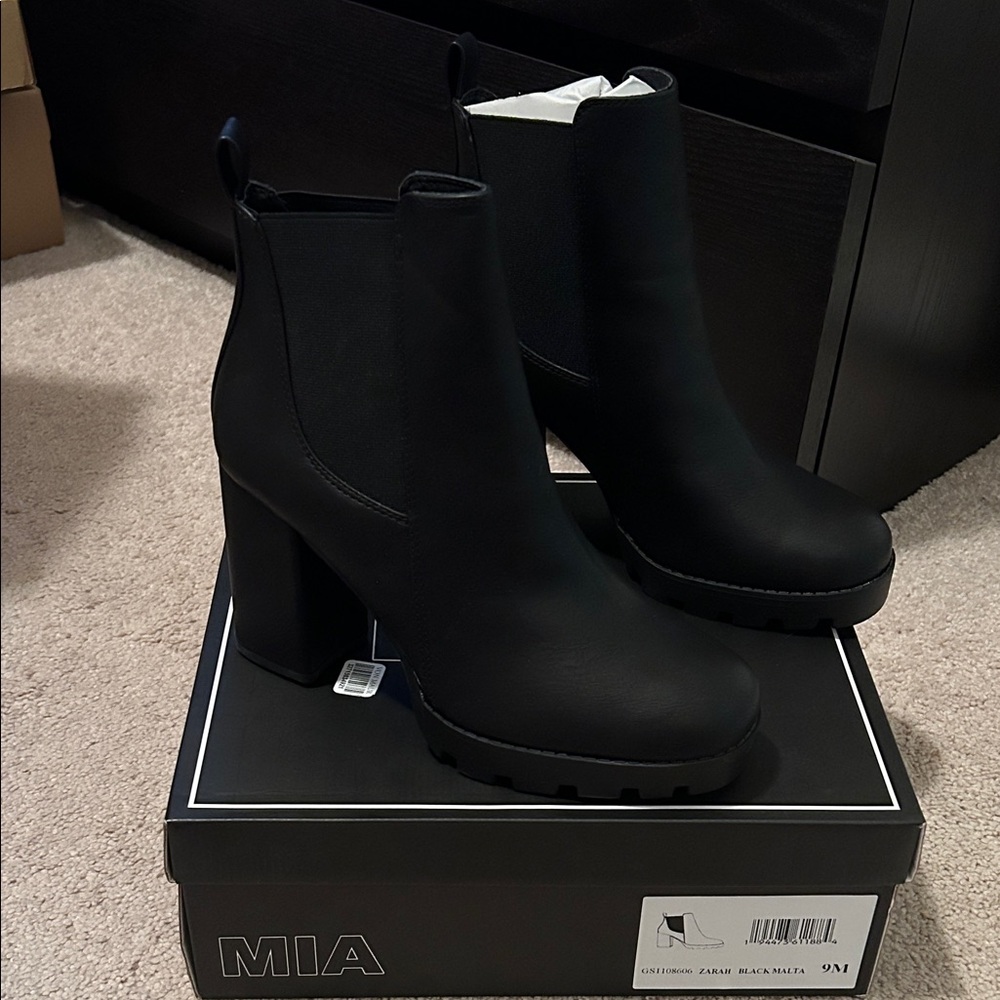 MIA Black Heeled Ankle Boots